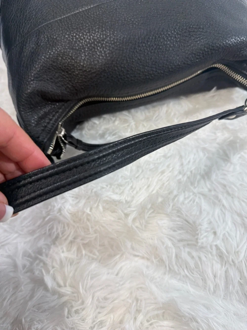 COACH Poppy Avery Pebbled Black Leather Boho Shoulder Bag - Picture 4 of 16